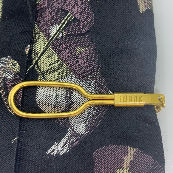 Swank Vintage Gold Bowling Ball & Pins Tie Bar - Picture 3 of 3